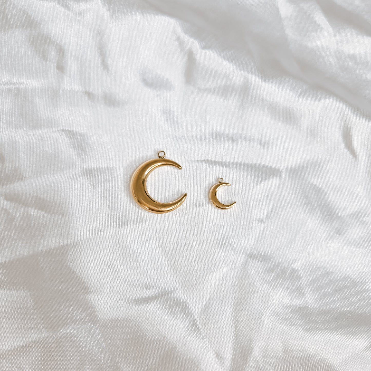 Luna Grande - Charm