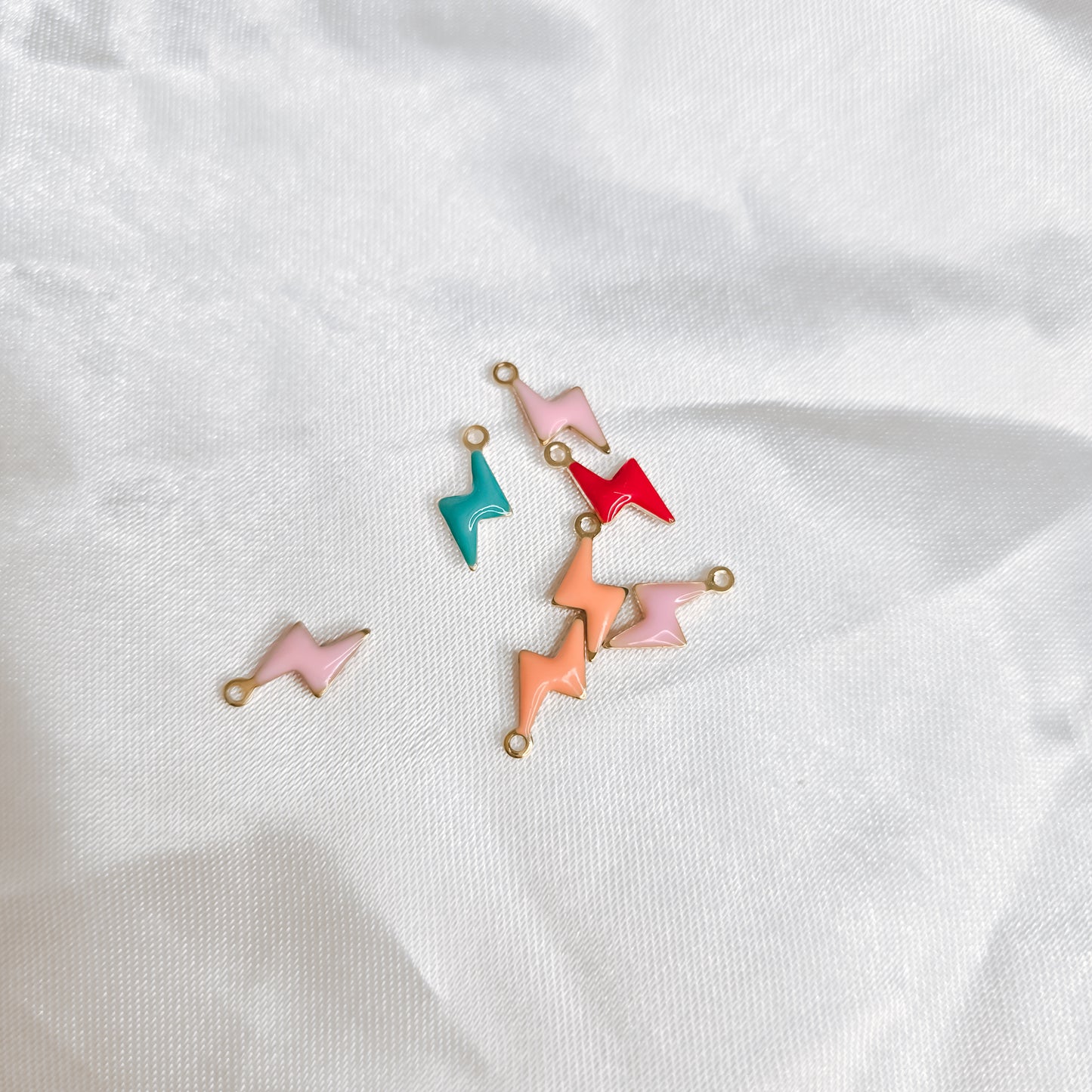 Trueno - Charm