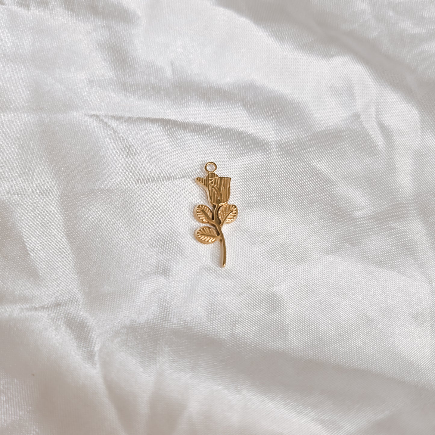 Rosa Dorada - Charm